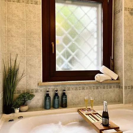 & Giulietta Апартаменты